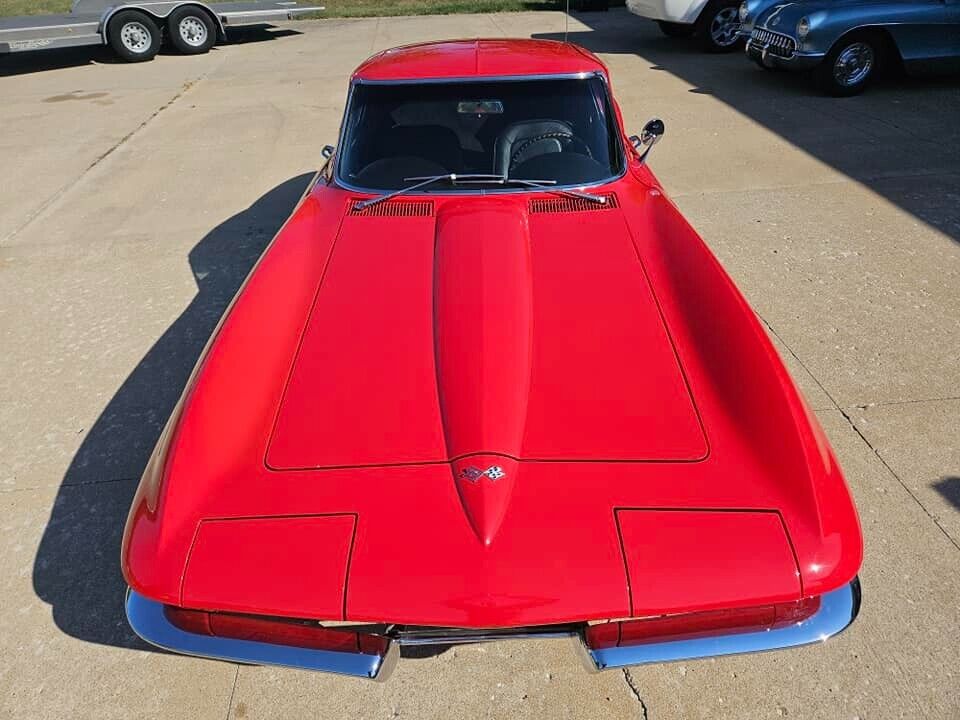 Chevrolet-Corvette-Coupe-1967-2