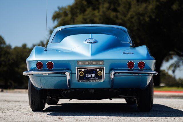 Chevrolet-Corvette-Coupe-1967-31