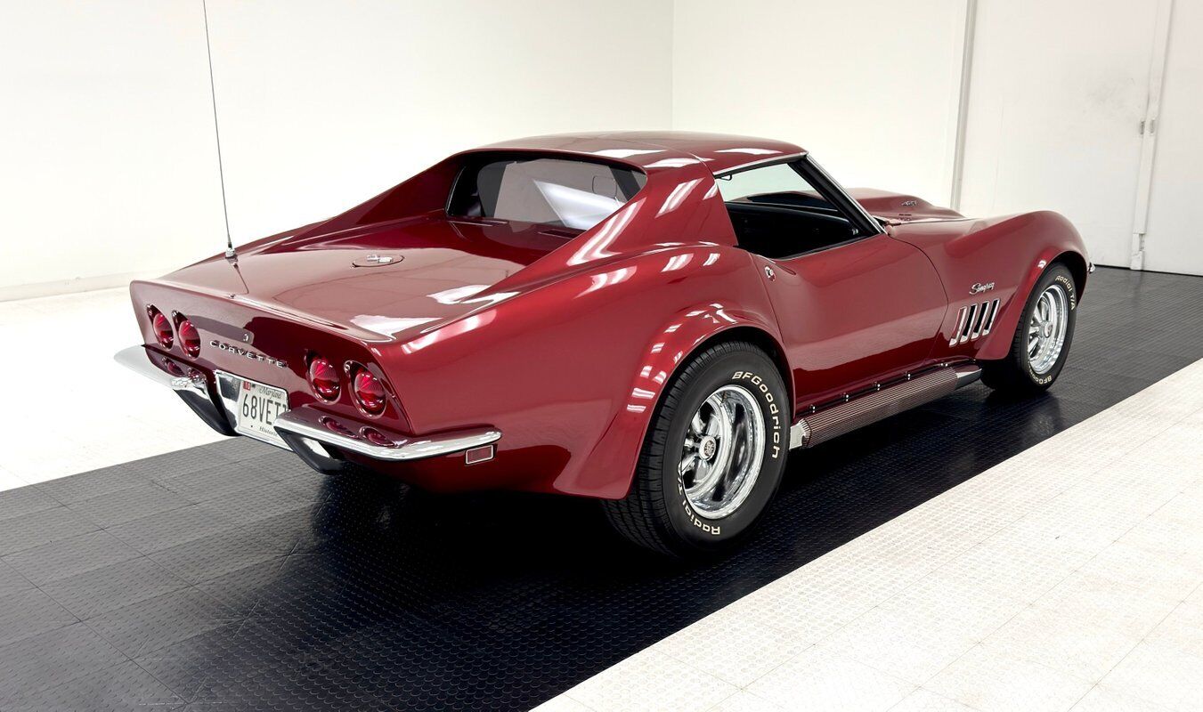 Chevrolet-Corvette-Coupe-1968-4