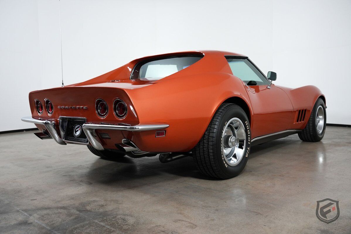 Chevrolet-Corvette-Coupe-1968-7