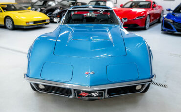 Chevrolet-Corvette-Coupe-1969-3