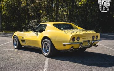 Chevrolet-Corvette-Coupe-1969-4