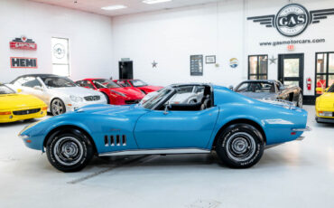 Chevrolet-Corvette-Coupe-1969-4