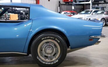 Chevrolet-Corvette-Coupe-1969-4