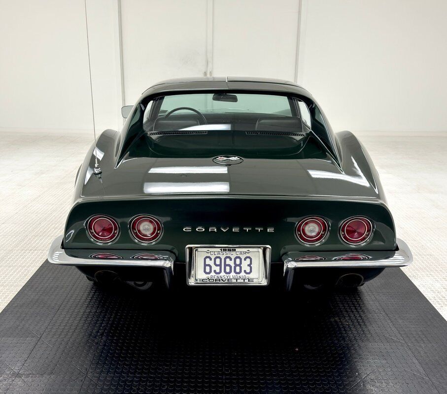 Chevrolet-Corvette-Coupe-1969-4