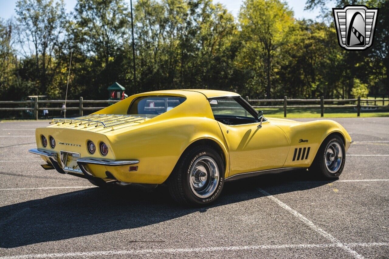 Chevrolet-Corvette-Coupe-1969-6