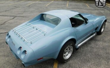 Chevrolet-Corvette-Coupe-1977-4