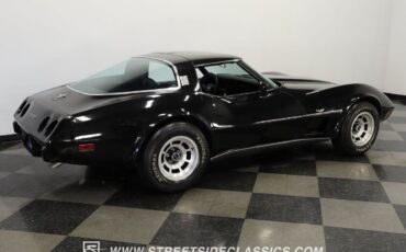 Chevrolet-Corvette-Coupe-1978-11