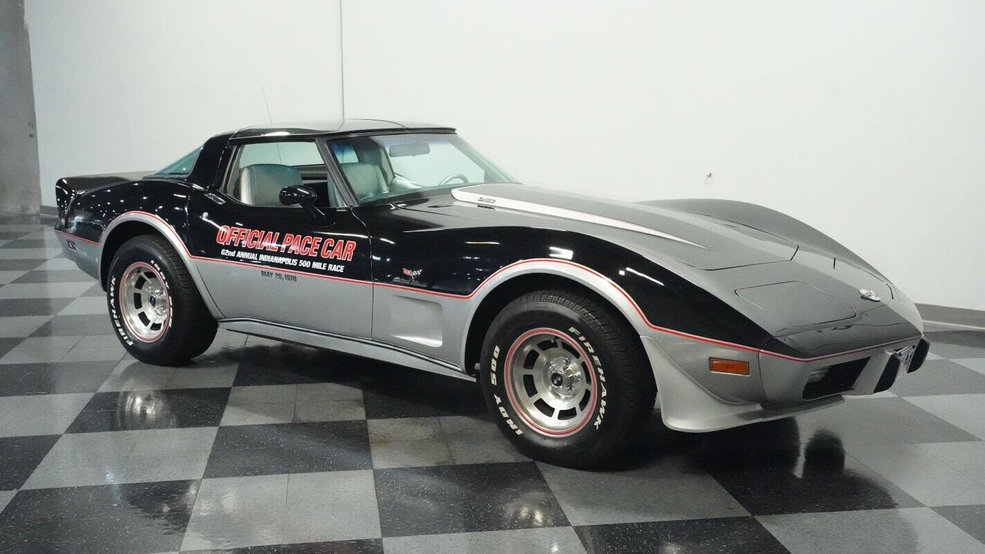 Chevrolet-Corvette-Coupe-1978-13