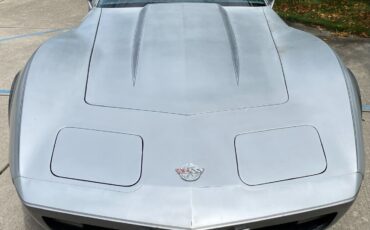 Chevrolet-Corvette-Coupe-1978-4