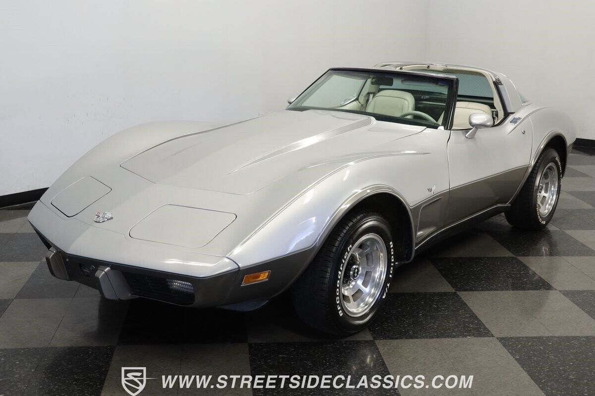 Chevrolet-Corvette-Coupe-1978-5