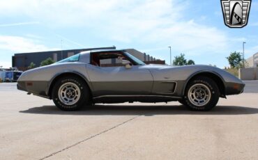 Chevrolet-Corvette-Coupe-1978-7