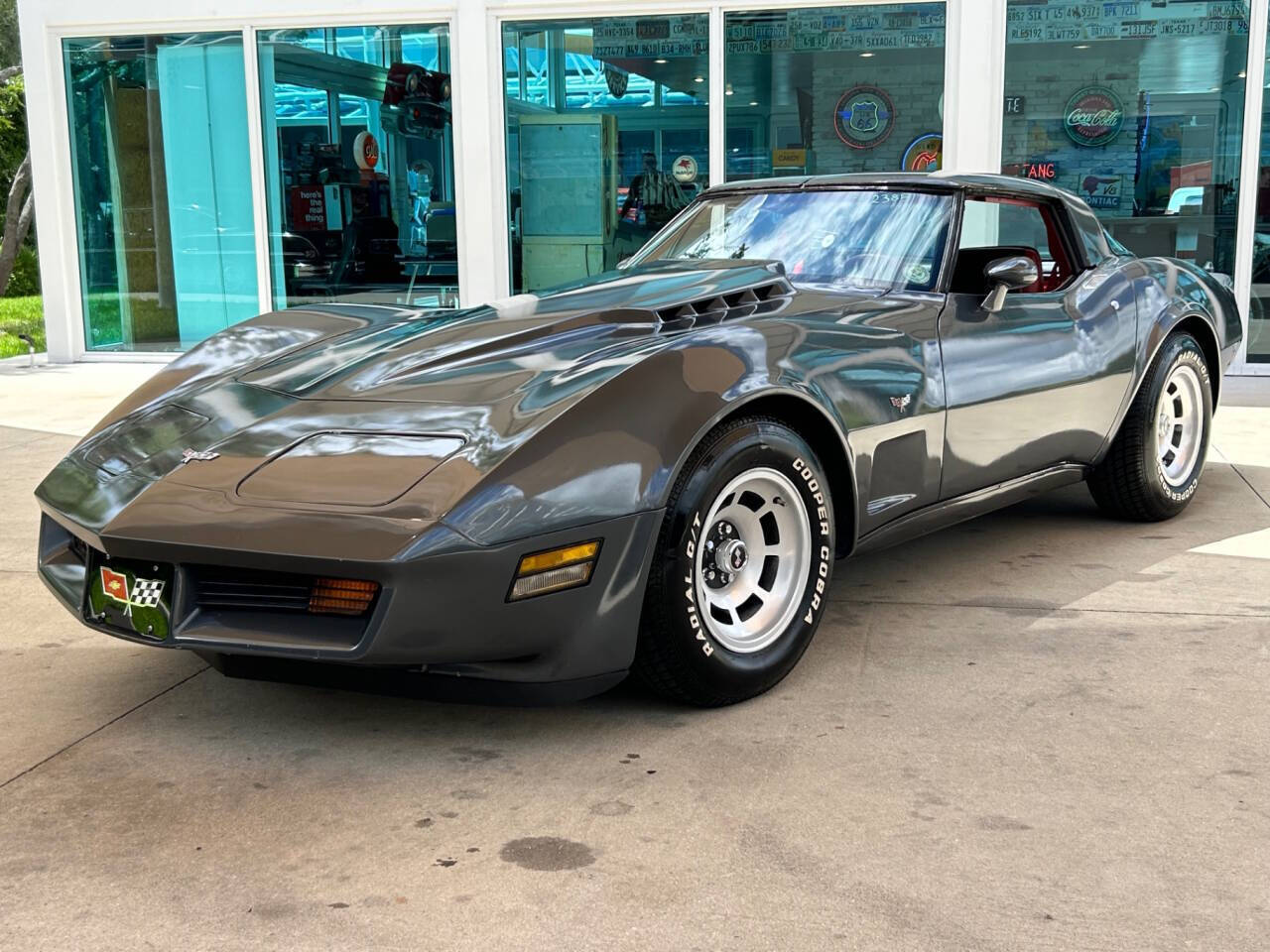 Chevrolet-Corvette-Coupe-1979-8