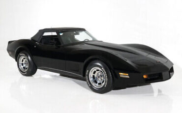 Chevrolet-Corvette-Coupe-1981-1