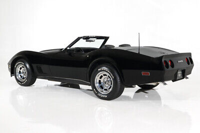 Chevrolet-Corvette-Coupe-1981-11