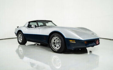 Chevrolet-Corvette-Coupe-1981-14