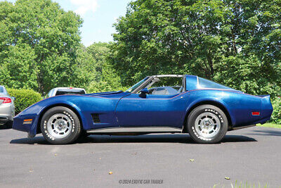 Chevrolet-Corvette-Coupe-1981-2