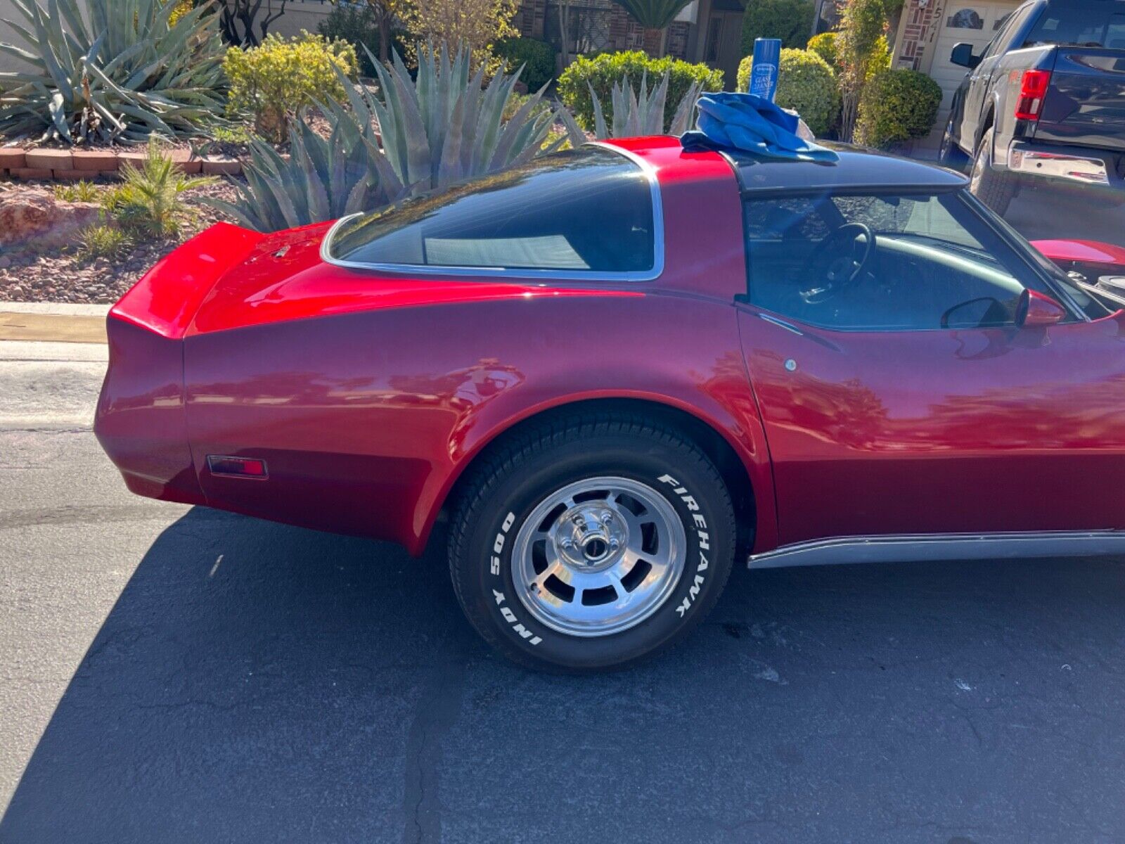 Chevrolet-Corvette-Coupe-1981-5