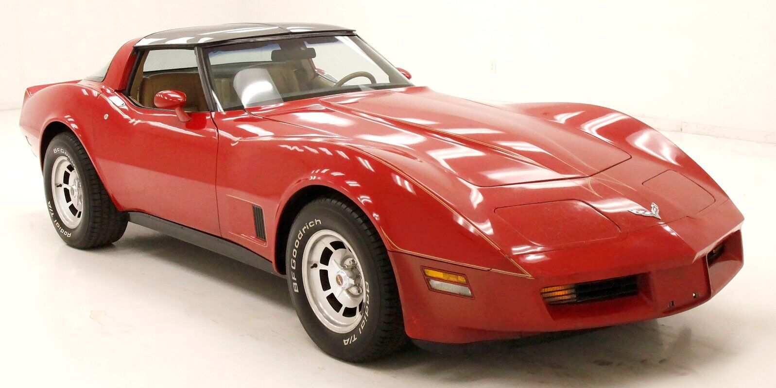 Chevrolet-Corvette-Coupe-1981-6