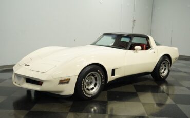 Chevrolet-Corvette-Coupe-1981-6