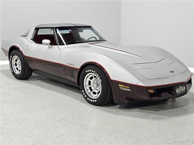 Chevrolet-Corvette-Coupe-1982-5