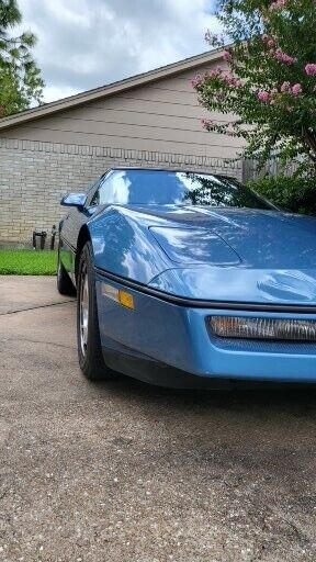 Chevrolet-Corvette-Coupe-1984-20