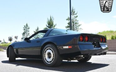 Chevrolet-Corvette-Coupe-1984-4