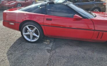 Chevrolet-Corvette-Coupe-1986-1