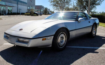 Chevrolet-Corvette-Coupe-1986-7