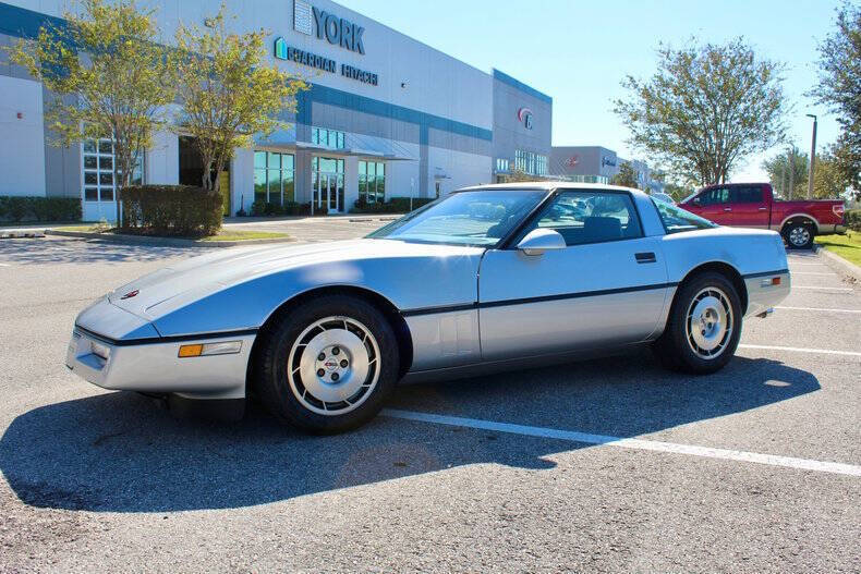 Chevrolet-Corvette-Coupe-1986-8