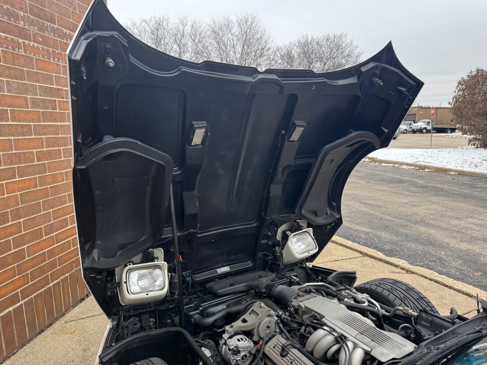 Chevrolet-Corvette-Coupe-1988-11