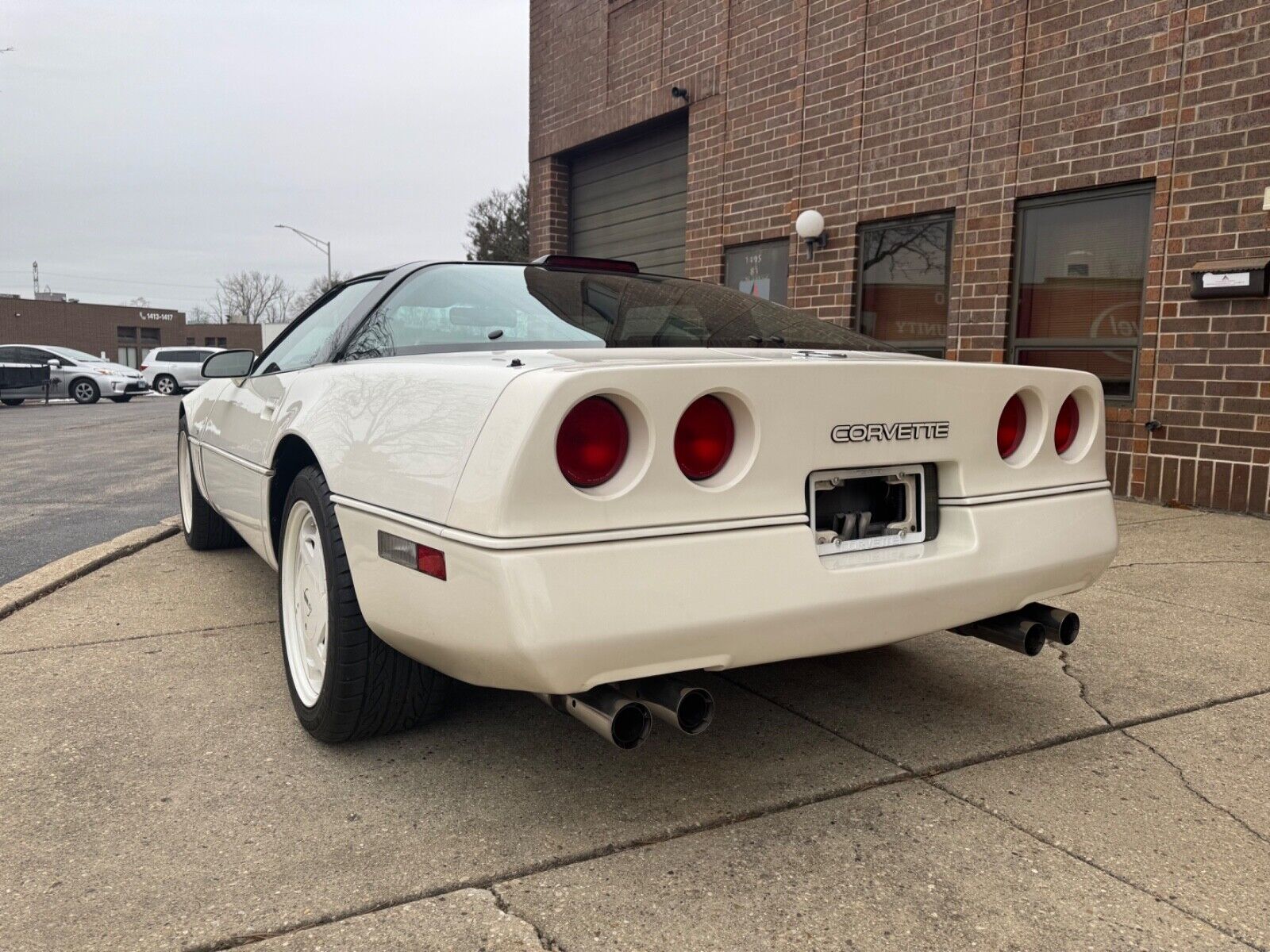 Chevrolet-Corvette-Coupe-1988-4