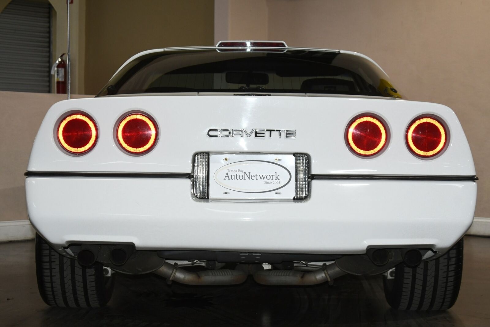 Chevrolet-Corvette-Coupe-1990-1