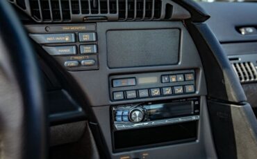 Chevrolet-Corvette-Coupe-1990-11