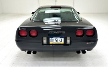 Chevrolet-Corvette-Coupe-1990-3