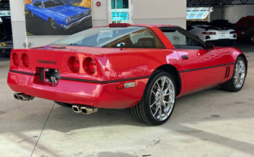 Chevrolet-Corvette-Coupe-1990-4