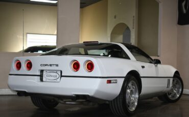 Chevrolet-Corvette-Coupe-1990-4