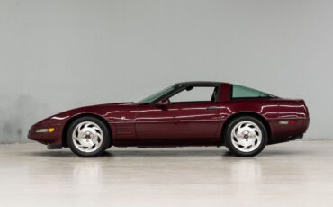 Chevrolet-Corvette-Coupe-1993-2