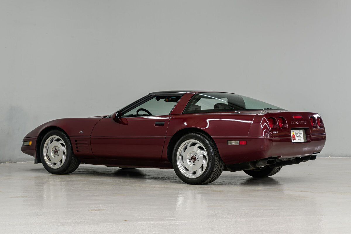 Chevrolet-Corvette-Coupe-1993-3