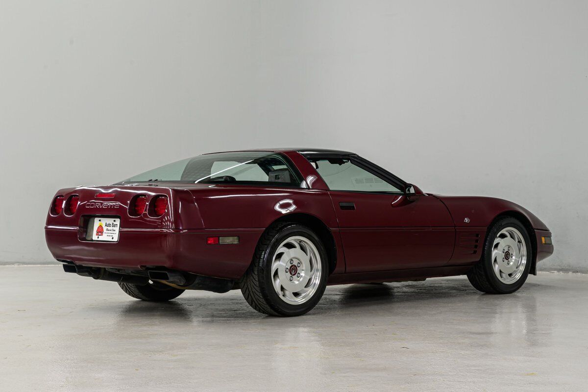 Chevrolet-Corvette-Coupe-1993-6