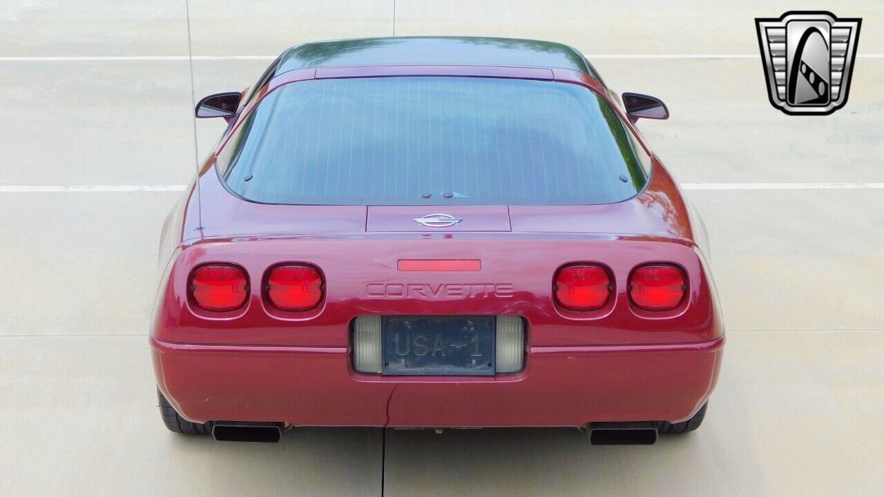 Chevrolet-Corvette-Coupe-1993-6