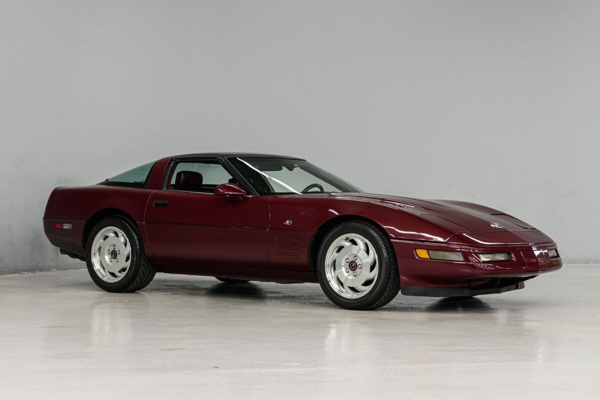 Chevrolet-Corvette-Coupe-1993-8