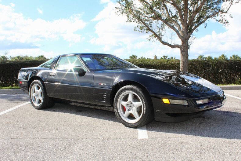 Chevrolet-Corvette-Coupe-1995-3