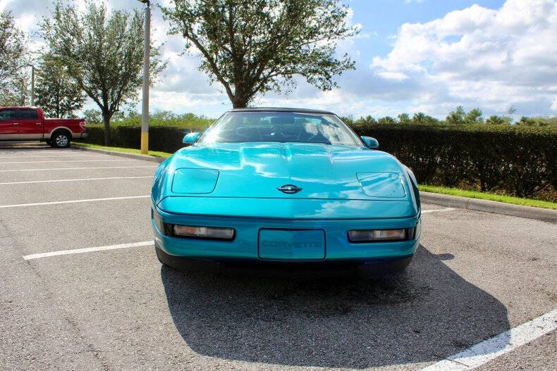 Chevrolet-Corvette-Coupe-1995-6