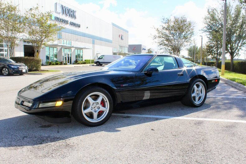 Chevrolet-Corvette-Coupe-1995-7