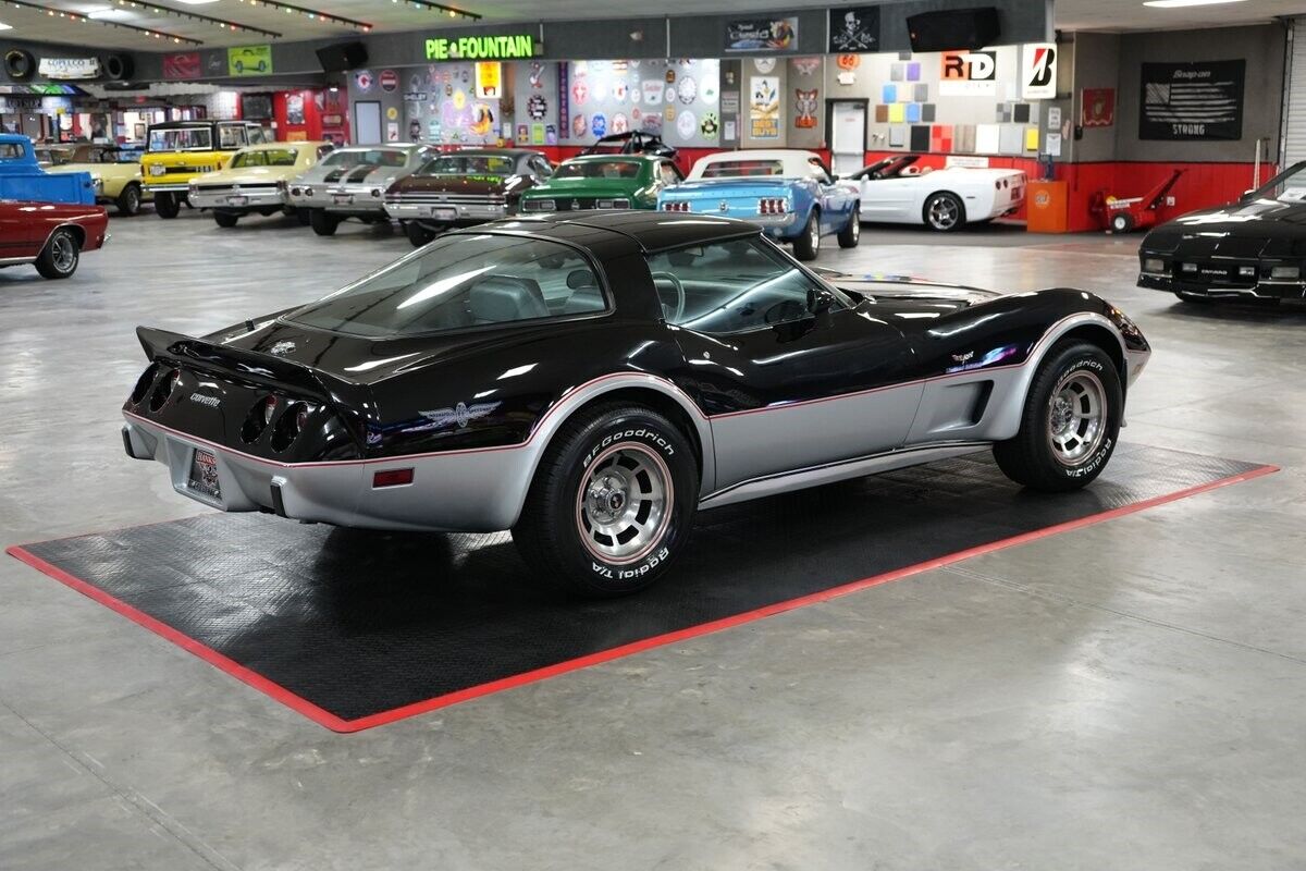 Chevrolet-Corvette-Indianapolis-500-Pace-Car-Edition-Coupe-1978-5