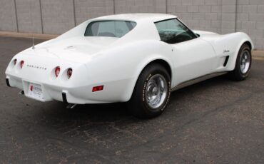 Chevrolet-Corvette-L-48-1975-31