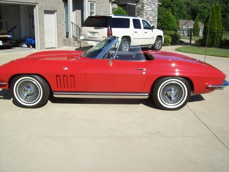 Chevrolet-Corvette-Stingray-Convertible-Cabriolet-1965-3