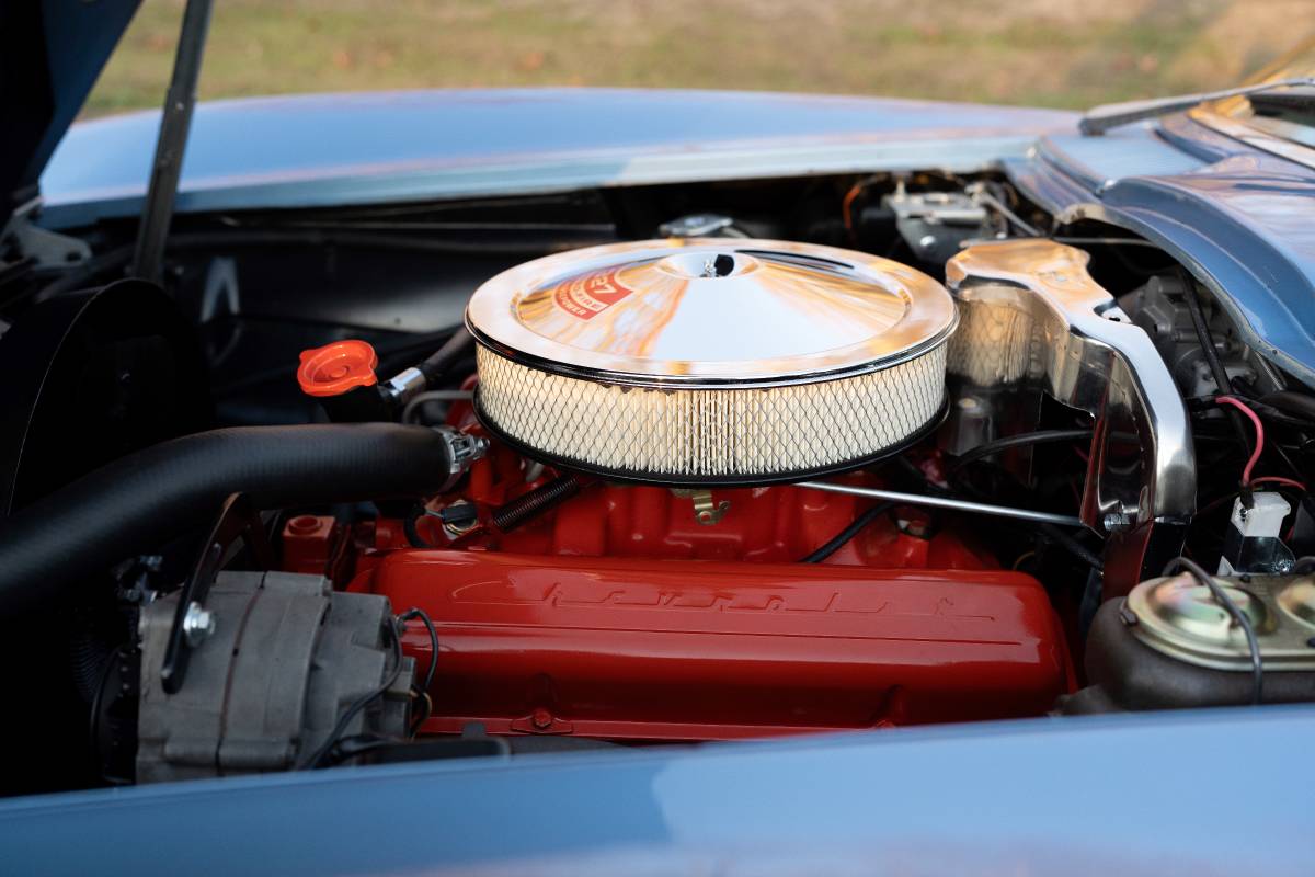 Chevrolet-Corvette-convertible-1967-6