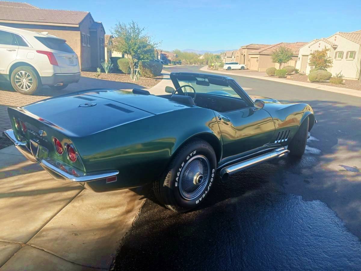 Chevrolet-Corvette-convertible-1968-18